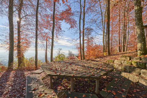 Gemeinde Julbach Landkreis Rottal-Inn Schlossberg Herbst (Dirschl Johann) Deutschland PAN